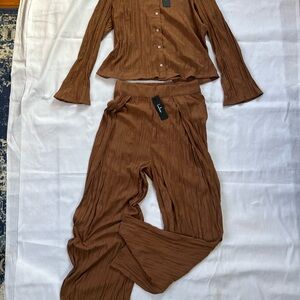 Lulu's NWT Brown Wide Leg Pant Two-Piece Set